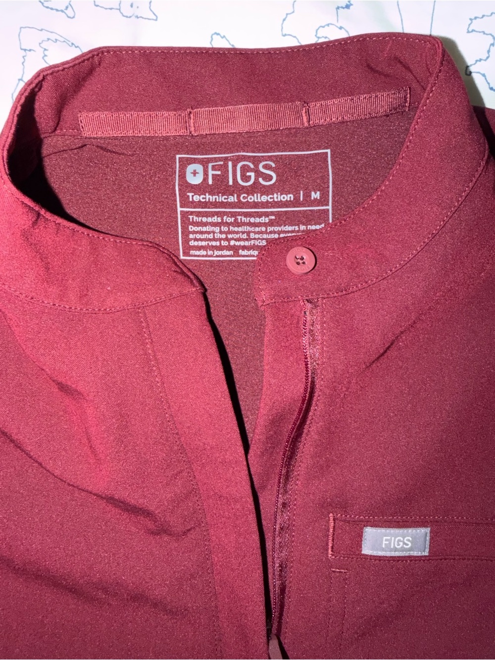 FIGS Montex Burgundy Scrub Top Women’s M